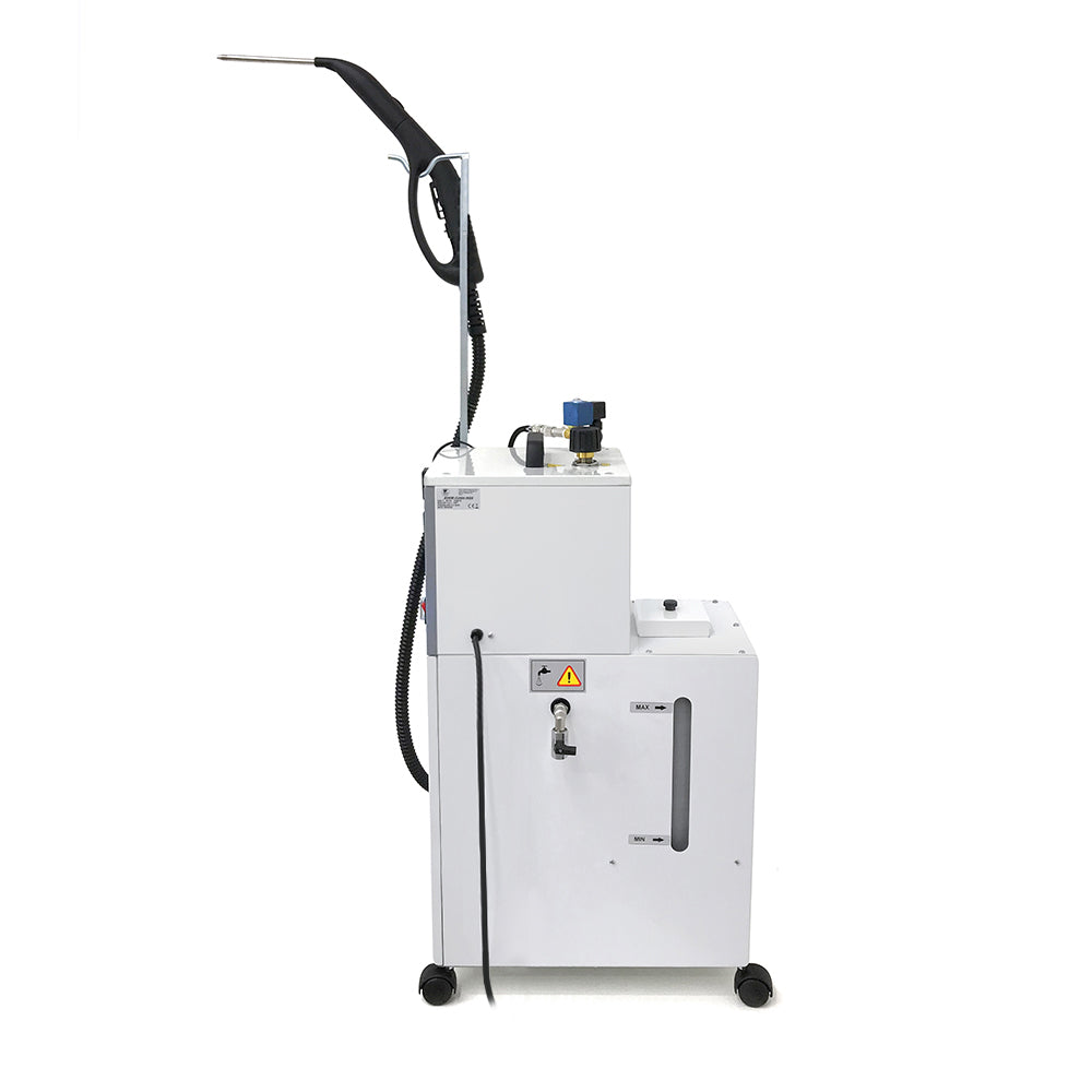 EOLO Generatore di Vapore AV05B CLEAN INOX Professionale Lavasuperfici Disinfesta Lavavetri Pavimenti Potente Kit Accessori Pulizia Igienizzazione Set Divani Tessuti Pulitore Anticalcare Made in Italy Garanzia 5 Anni Efficienza A++