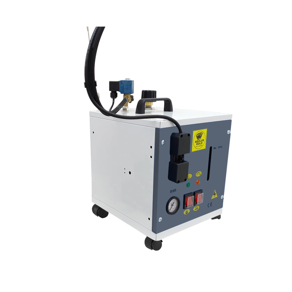EOLO Pulitore GVK5P Vapore Multiuso Professionale Pulizia Igienizzazione Sanificazione Pavimenti Tappezzeria Sistema di Pulizia Vaporetto per Disinfettare Materassi Kit Pulizia Interni Auto Anticalcare Made in Italy Garanzia 5 Anni Efficienza A++