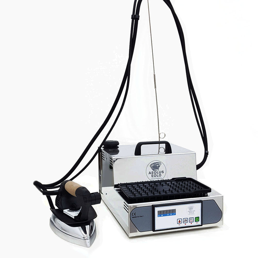 Sistema stirante professionale GVK12 RA con Boiler in Acciaio inox AISI 304 Ricarica automatica e Resistenza esterna anticalcare e Display elettronico Made in Italy Garanzia 5 anni