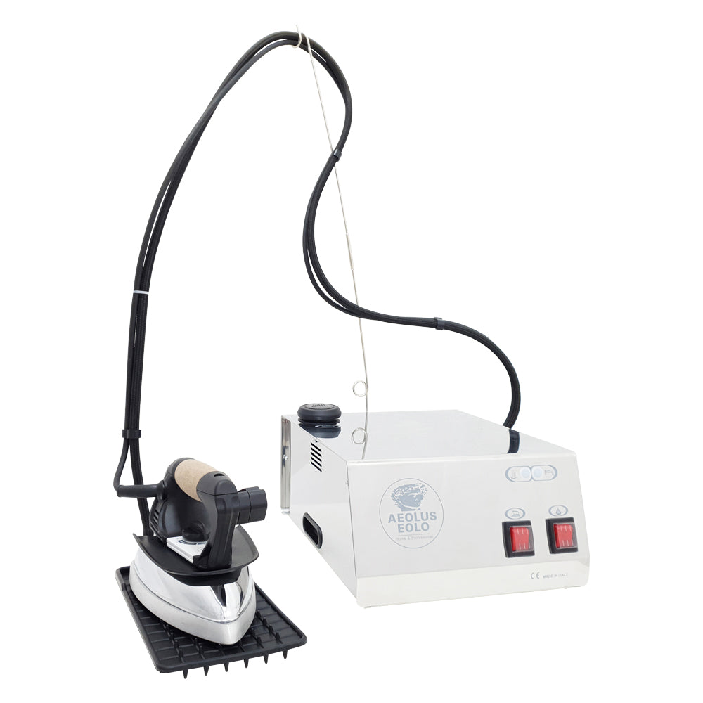 Sistema stirante professionale GVK10 RA con Caldaia in Acciaio inox AISI 304 Ricarica automatica e Resistenza esterna anticalcare Classe energetica A++ Made in Italy Garanzia 5 anni