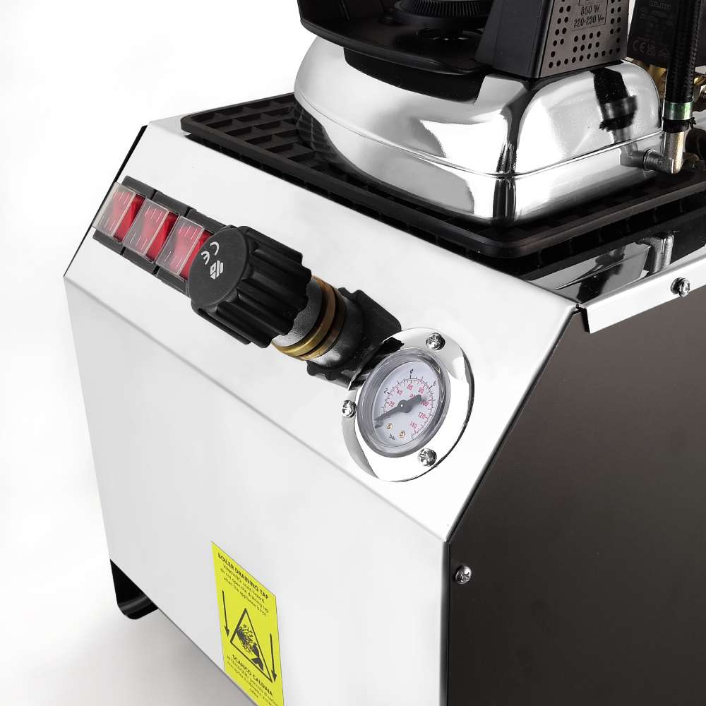 Sistema stirante professionale AV01 CF RA con Ricarica automatica Caldaia in rame a Risparmio energetico e Resistenza esterna anticalcare Classe energetica A++ Made in Italy Garanzia 5 anni